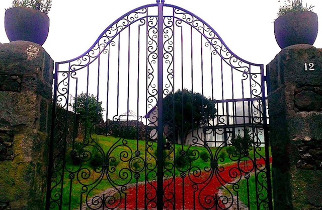 Guest House with excellent way for walking, explore neighbor villages or bicycle