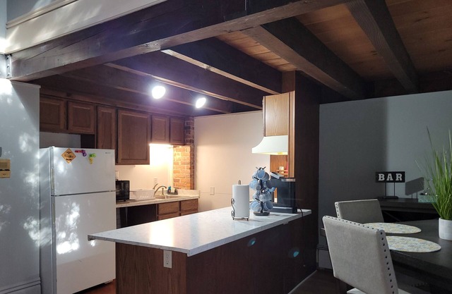 Hallet House built 1871 Situated on the most historic street in Springfield, MA