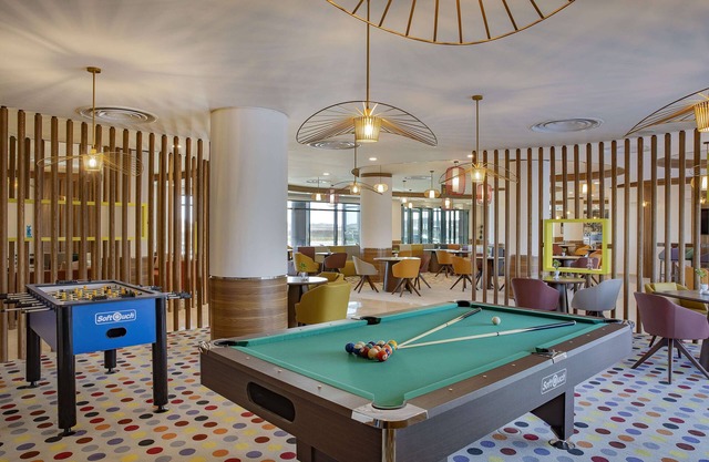 Hampton by Hilton Sharma NEOM Community 1