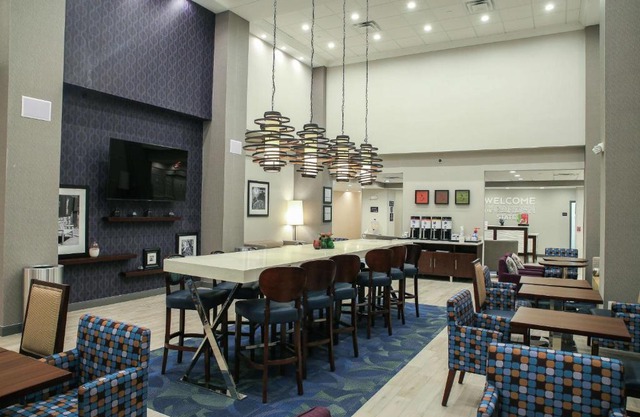 Hampton Inn & Suites Mount Laurel/Moorestown