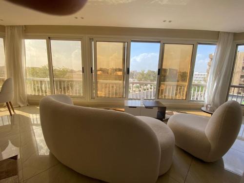 Heliopolis Ultra Luxury Panoramic Apt Near Cairo Airport