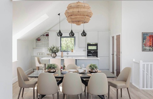 Hill View House - Cookswood