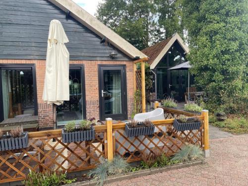 Hoeve Altena Barn-House