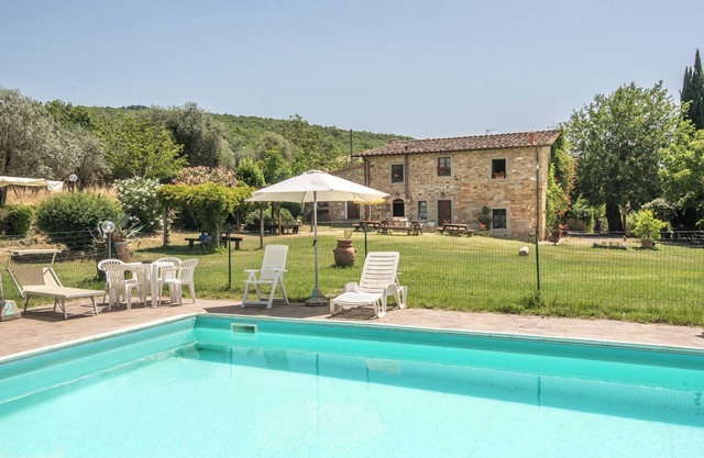 Holiday Apartment 'Monolocale Saraceno' with Pool, Garden & Wi-Fi