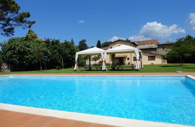 Holiday apartment Laterina for 1 - 6 persons with 2 bedrooms - Farmhouse