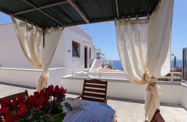 Holiday Home "Splendid Panoramic Penthouse" with Sea View, Private Terrace and Wi-Fi