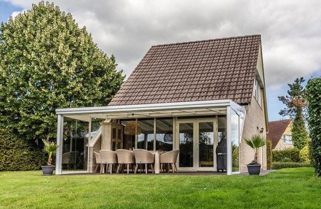 Holiday Home 6 pers- Veenhuis Comfort Plus by Interhome