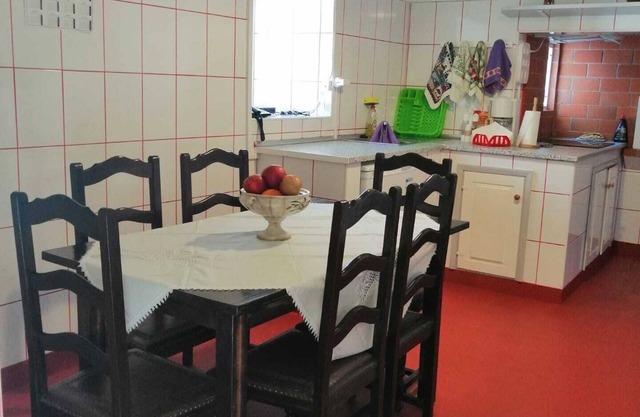 Holiday Home 'Casa do Rossio' with Mountain View & Wi-Fi