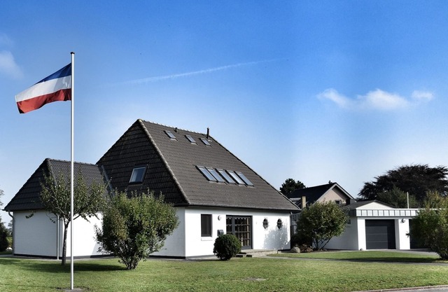 Holiday home for 7 guests with 175m² in Fahrdorf (76241)
