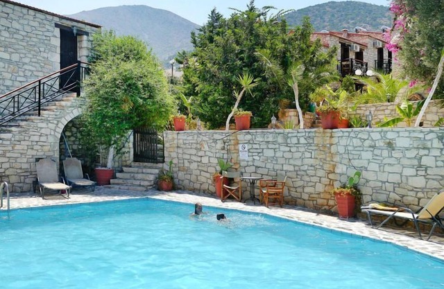 Holiday home in Bali with pool incl. halfboard