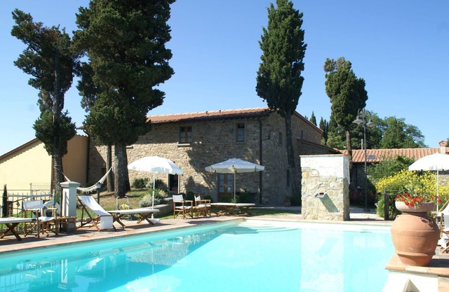 Holiday Home in Montecarelli with Pool
