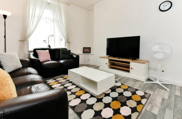 Holiday Home In Swansea City Center