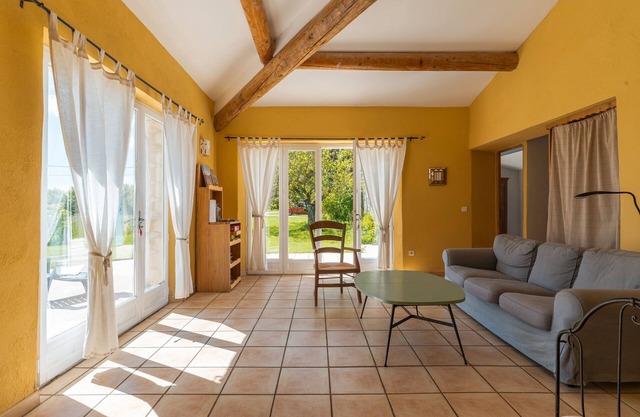 Holiday Home 'La Bellimure' with Mountain View, Shared Terrace and Wi-Fi