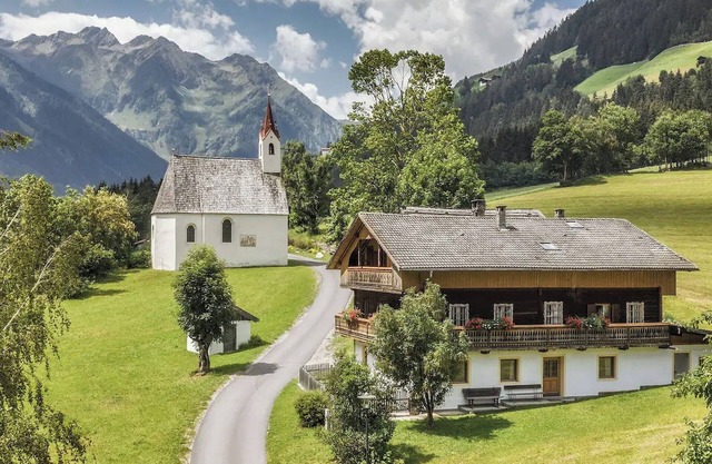 Holiday Home 'Oberschneider' with Mountain View, Private Garden and Wi-Fi