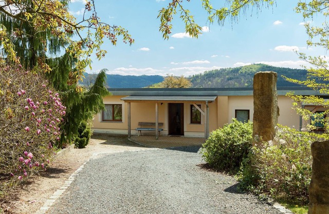 Holiday home right in the heart of Saxon Switzerland with garden pool and amazing view