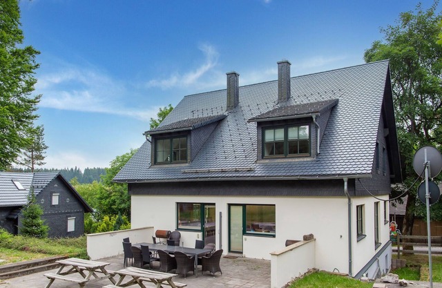 Holiday home with garden and terrace in the beautiful Thuringian Forest