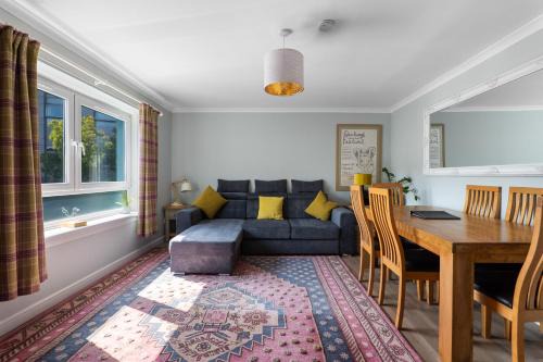 Holyrood Duplex 3-Bedroom Apartment