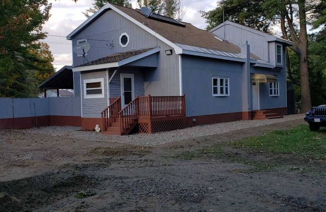 home away from home close to lake and marina