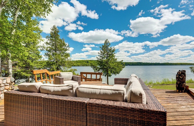 Home on Lake Chicagon w/Dock & Sauna!