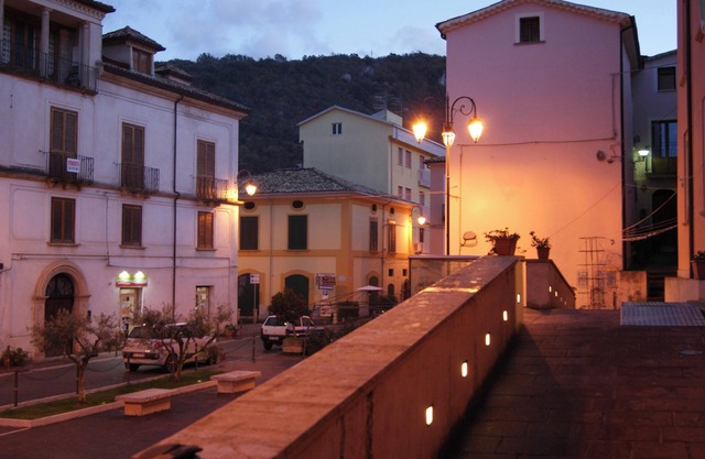 Homerez - Mountain View Apartment in Mendicino