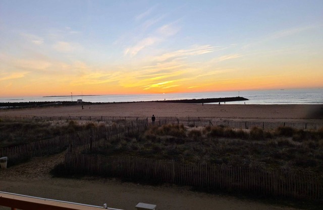 Homerez - Sea View Apartment, Châtelaillon, 70 sqm