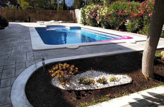 Homerez - Villa in Calafat - pool.