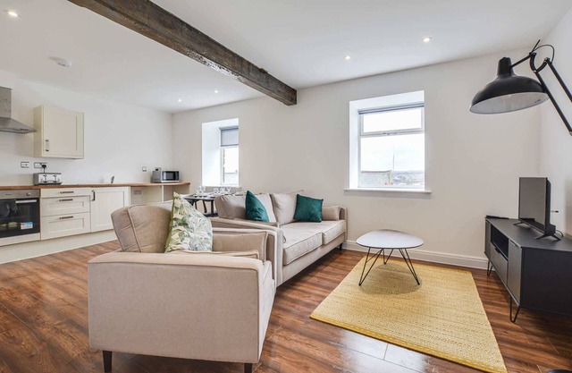 Host & Stay | Canalside Lofts Apartment