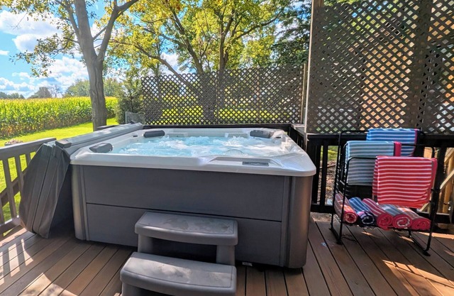 Hot Tub Hideaway