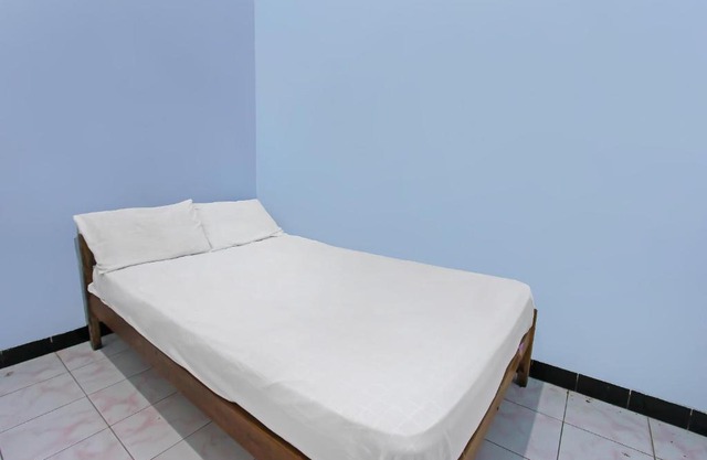 Hotel O Jati Homestay Near Taman Suranadi