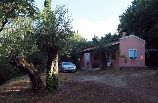 House in a quiet environment, ideal for an absolute relaxation.