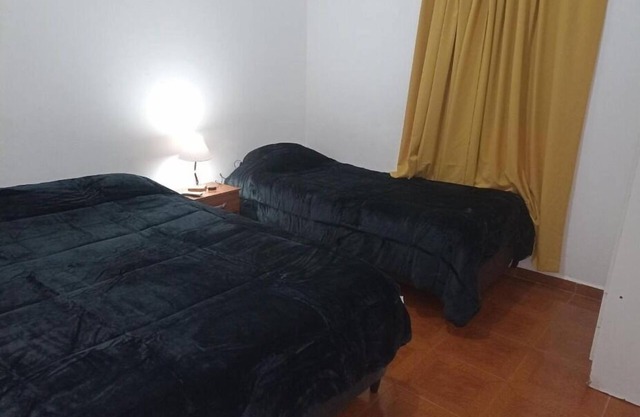 House near Santiago Capital, pets allowed. Ideal for families.