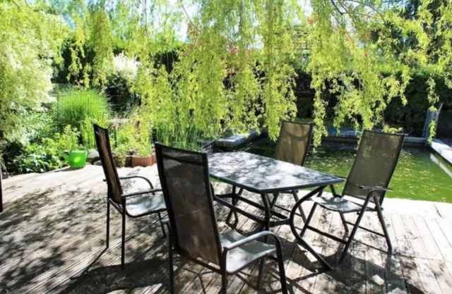 House With Huge Garden & Pool Available for Booking