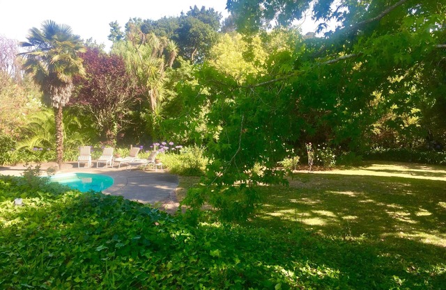 Huge Garden Estate in Marin-Sleeps up to16