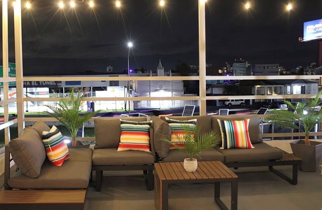 Ideal Apartment Less than 20 Minutes from the Airport!