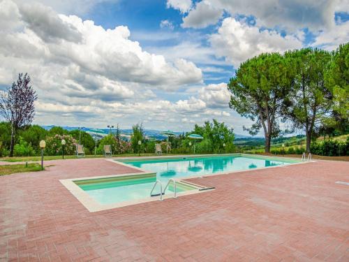 Stone Farmhouse Gambassi Swimming 