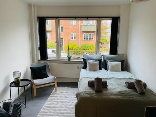 INACTIVE Cozy & Modern Studio by Metro Station