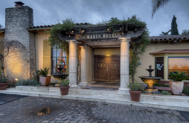 Inn Marin and Suites, an Ascend Collection Hotel