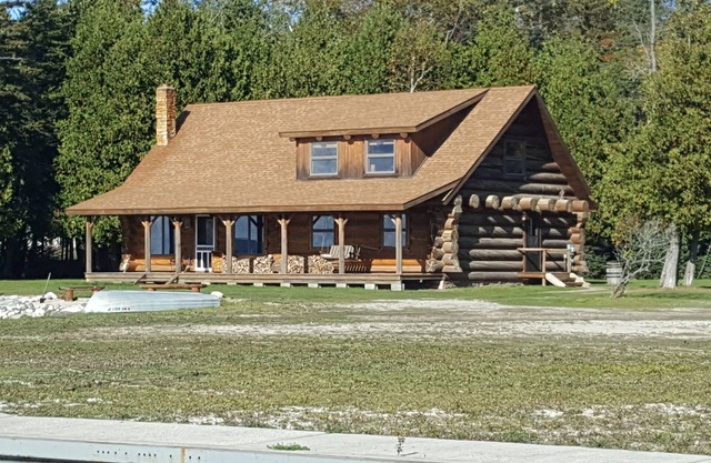 Island Getaway on BBI - Beautiful Log Home with Sandy Beachfront on Lake Huron