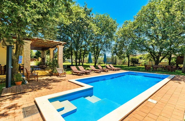 Istrian luxury villa - 300m2, garden 2000m, children's playground, 40m2 pool, WiFi