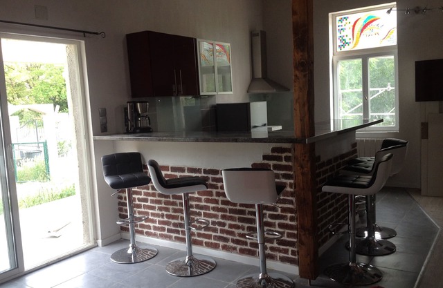 It is a House of 70 m2 is at Your Disposal With a Garden