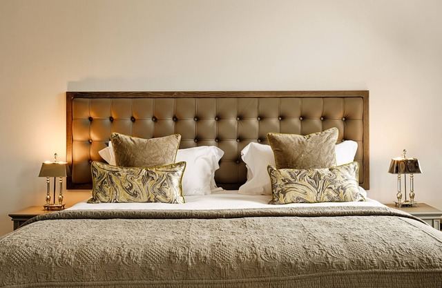 JOIVY Luxury George Street Apartments: Forth Suite