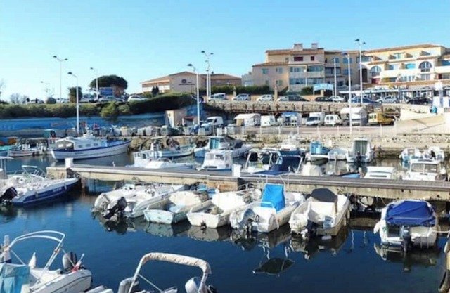 Jolie Studio de Vacances vue mer