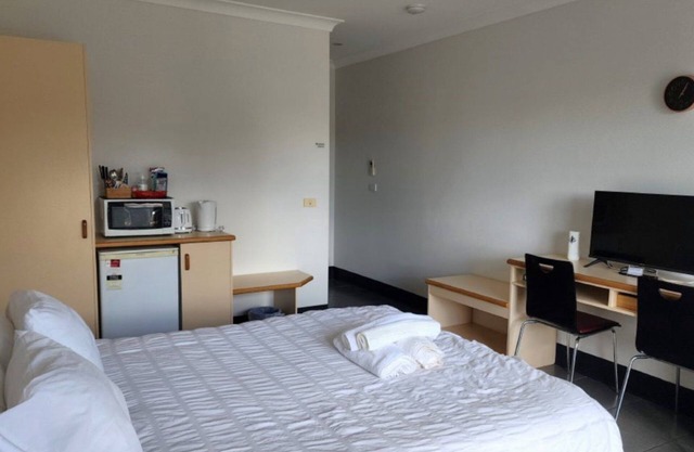 Jopen Motel Unit 4 - In the heart of town