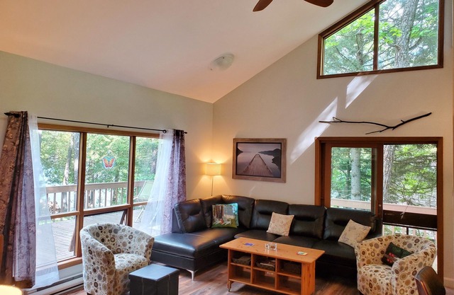 Kawartha Lakehouse Resort