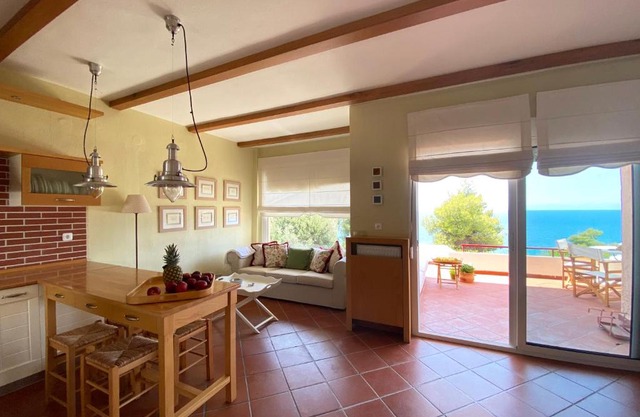 Konstantinos Siviri Nautilos Residence