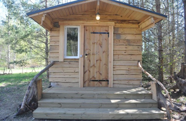 Korjuse Moori metsaonn- forest hut