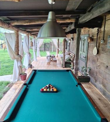 Kuća za odmor uz rijeku Utinju