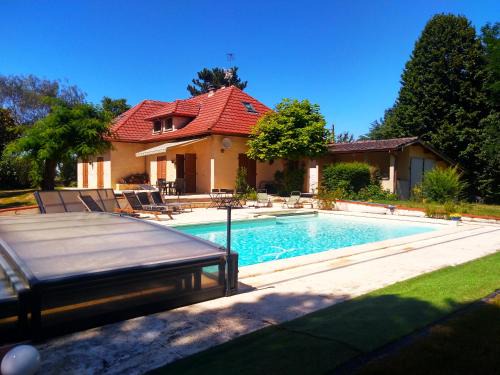 L'échappée du Canal - Piscine - Cheminée - Clim - Parking privé gratuit - 8 personnes - 3 chambres - Parc