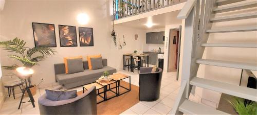 L'ESCALE : Duplex 4 pers. ASTERIX, AEROPORT ROISSY CDG, PARIS