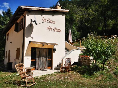 LA CASA DEL GRILLO - Valle del Menotre - Rasiglia